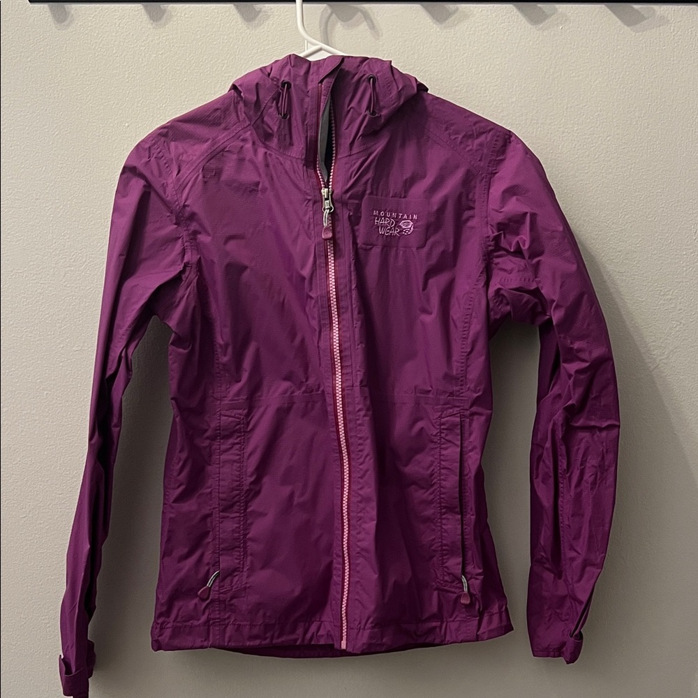 Women’s XS Mountain Hardwear Magenta Hooded Jacket